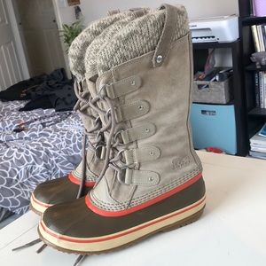 Winter boots
